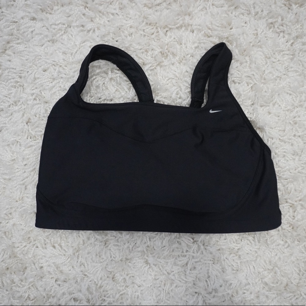 Nike Dri-Fit Women’s Black Sports Bra